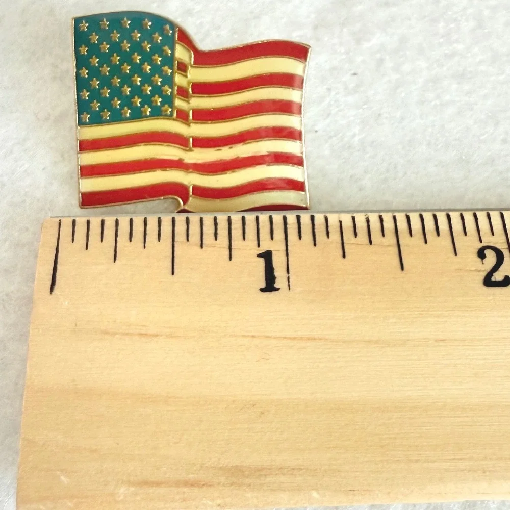 VTG Patriotic Americana Pin Lot USA Flag United We Stand Safety Pin Brooch